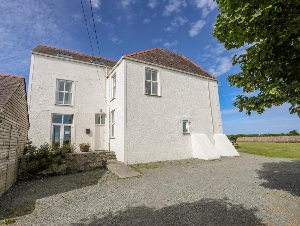 Plas Newydd Villa Rhosneigr Exterior photo