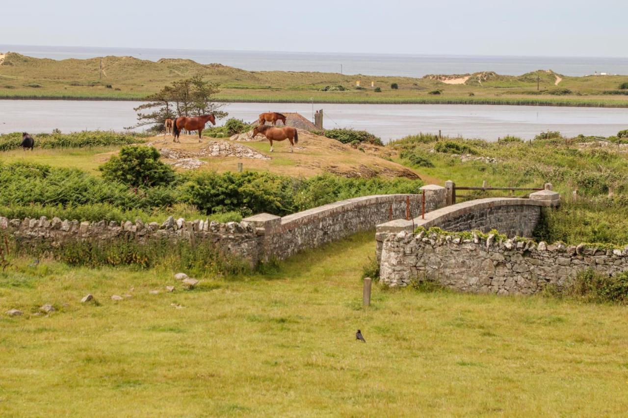 Plas Newydd Villa Rhosneigr Exterior photo