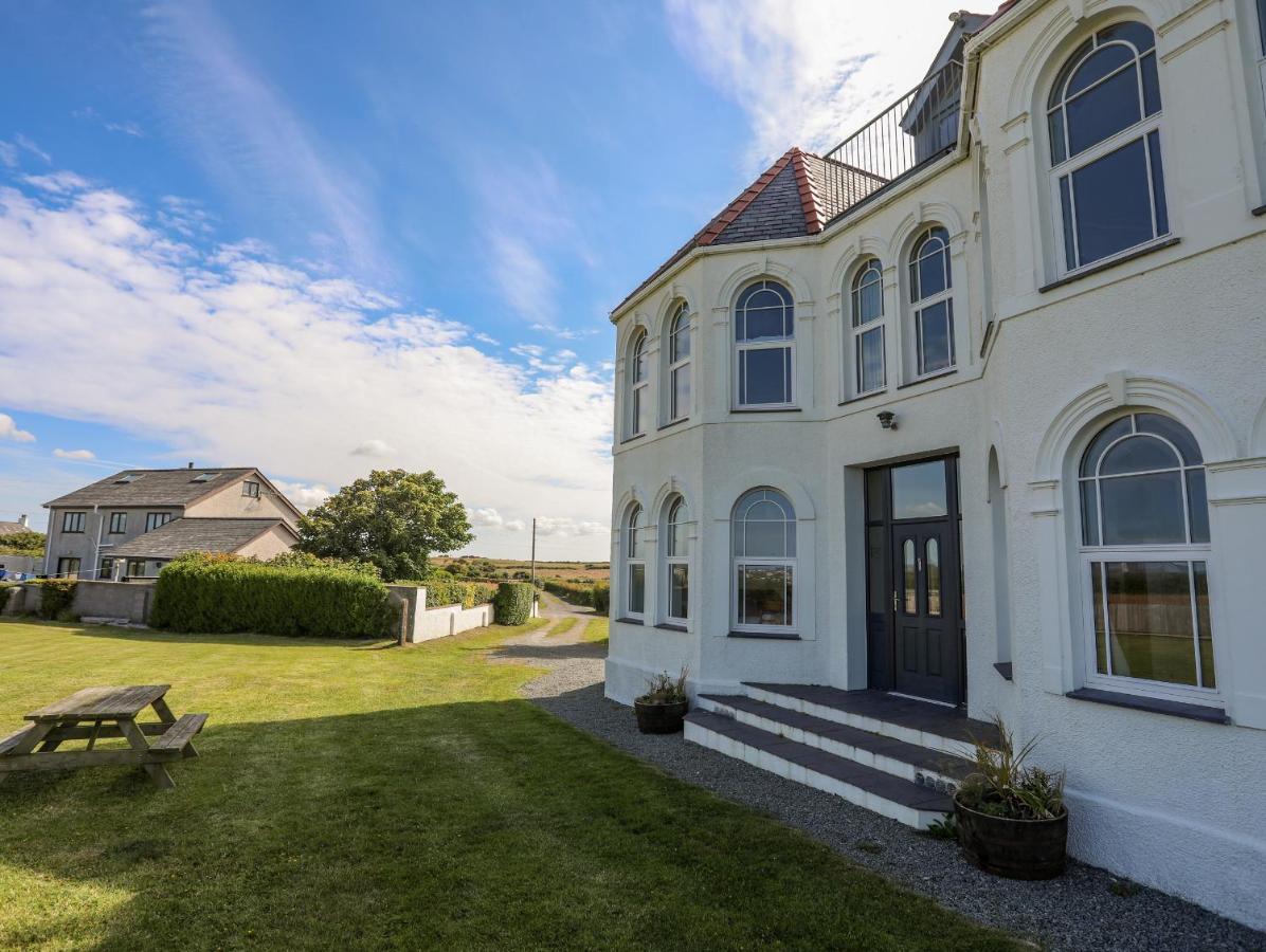 Plas Newydd Villa Rhosneigr Exterior photo