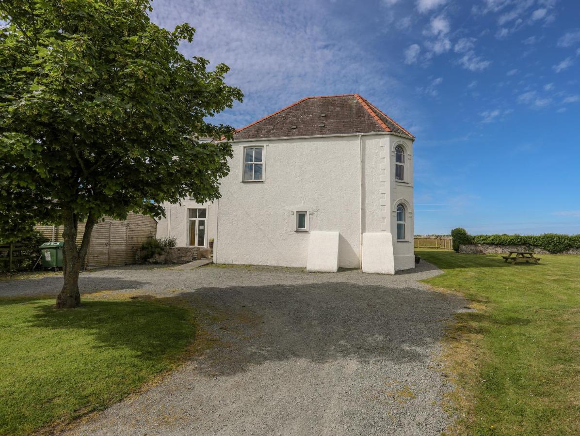 Plas Newydd Villa Rhosneigr Exterior photo